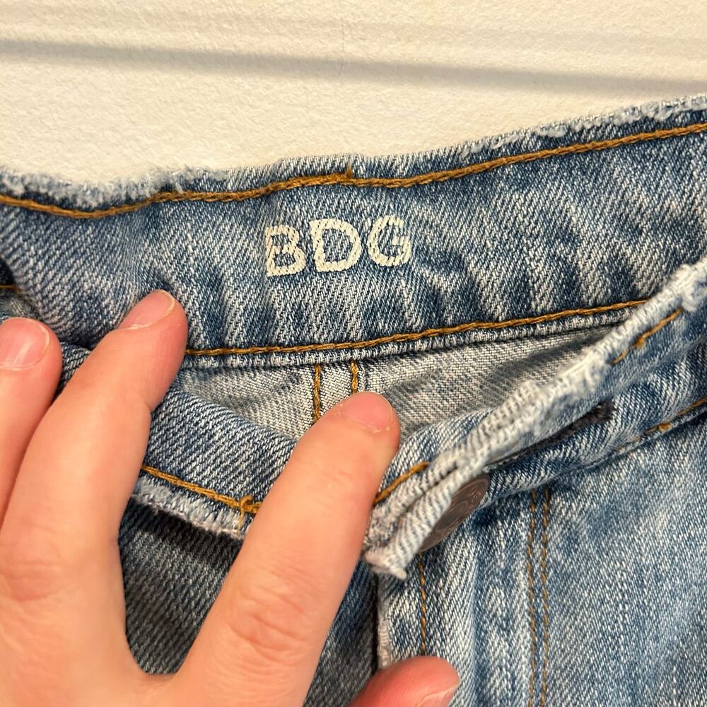 BDG Distressed Slim Boyfriend Jeans Blue Size 28 - Picture 6 of 6